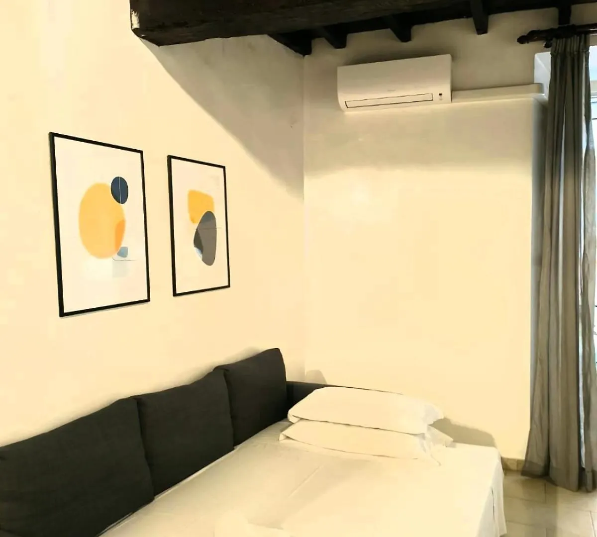 Reginella Apartment ローマ